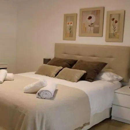 En Junto A Campos De Golf Apartment *