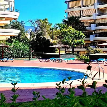 En Junto A Campos De Golf * Marbella